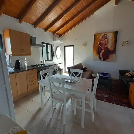 Apartman Harmonia *