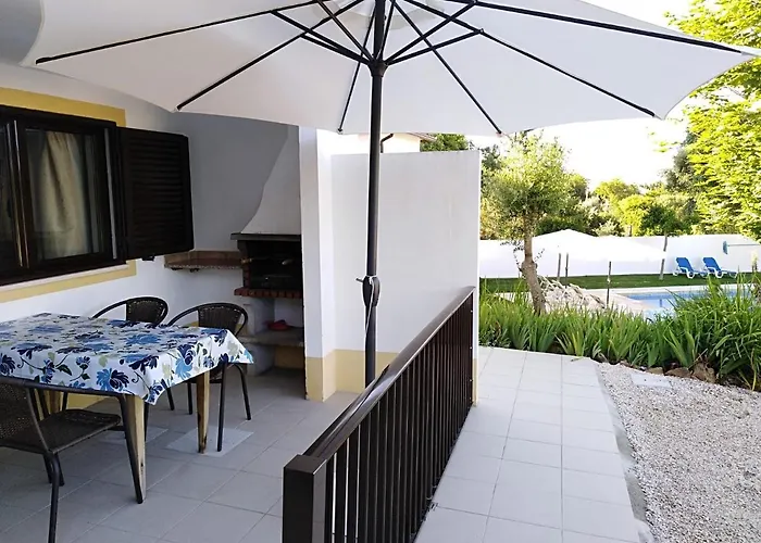 Апартаменты Harmonia Ouzenda